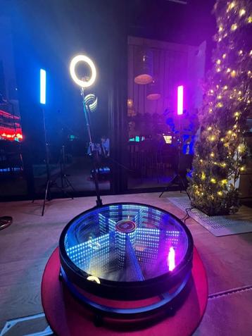 Fotohoekje/360 spinner te koop!! Compleet zo goed als nieuw! beschikbaar voor biedingen