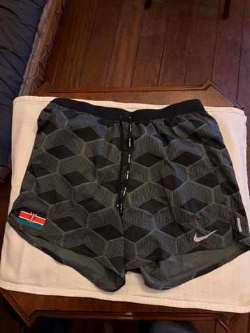 Nike Hardloop Short - Maat M beschikbaar voor biedingen