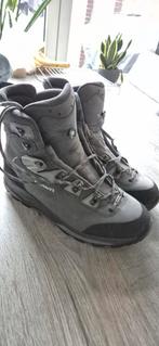 Lowa mauria Dames wandelschoenen zo goed als nieuw, Ophalen of Verzenden, Zo goed als nieuw, Schoenen