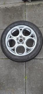 Winter banden en Velgen Set  Alfaromeo Tonale 235/50R18, Auto-onderdelen, Banden en Velgen, Ophalen, 18 inch, Gebruikt, Banden en Velgen