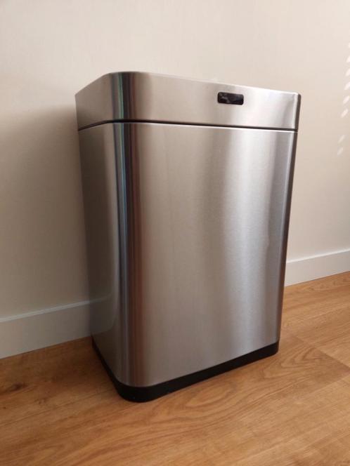 Prullenbak met sensor, Huis en Inrichting, Woonaccessoires | Prullenbakken, Gebruikt, Metaal, 50 tot 75 cm, 40 liter of meer, Ophalen