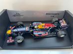 Minichamps Vettel Red Bull RB7 2011 1:18, Ophalen of Verzenden, Zo goed als nieuw, Auto, MiniChamps