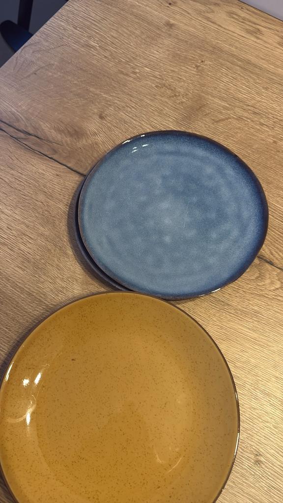 Xenos Ontbijtborden - Set van 2, Huis en Inrichting, Keuken | Servies, Zo goed als nieuw, Bord(en), Effen, Aardewerk, Ophalen