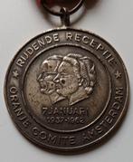 Medaille juliana en prins bernard, Verzamelen, Koninklijk Huis en Royalty, Ophalen of Verzenden, Gebruikt, Nederland, Speld(je) of Lepel(tje)