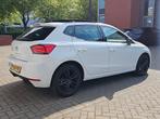 Seat Ibiza FR Sport 1.0 Ecotsi Panodak LED LMVelgen, Leder en Stof, Adaptive Cruise Control, Handgeschakeld, 3 cilinders
