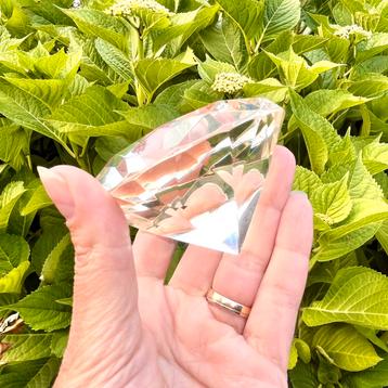 Glazen diamant decoratie diamant deco glas beschikbaar voor biedingen