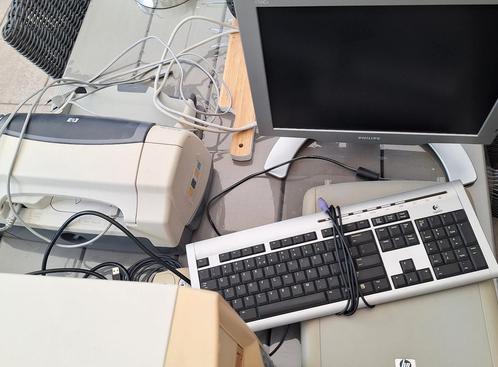 Oude Computer met Printer, Scanner, Toetsenbord & Muis, Computers en Software, Desktop Pc's, Gebruikt, Onbekend, Met monitor, Ophalen