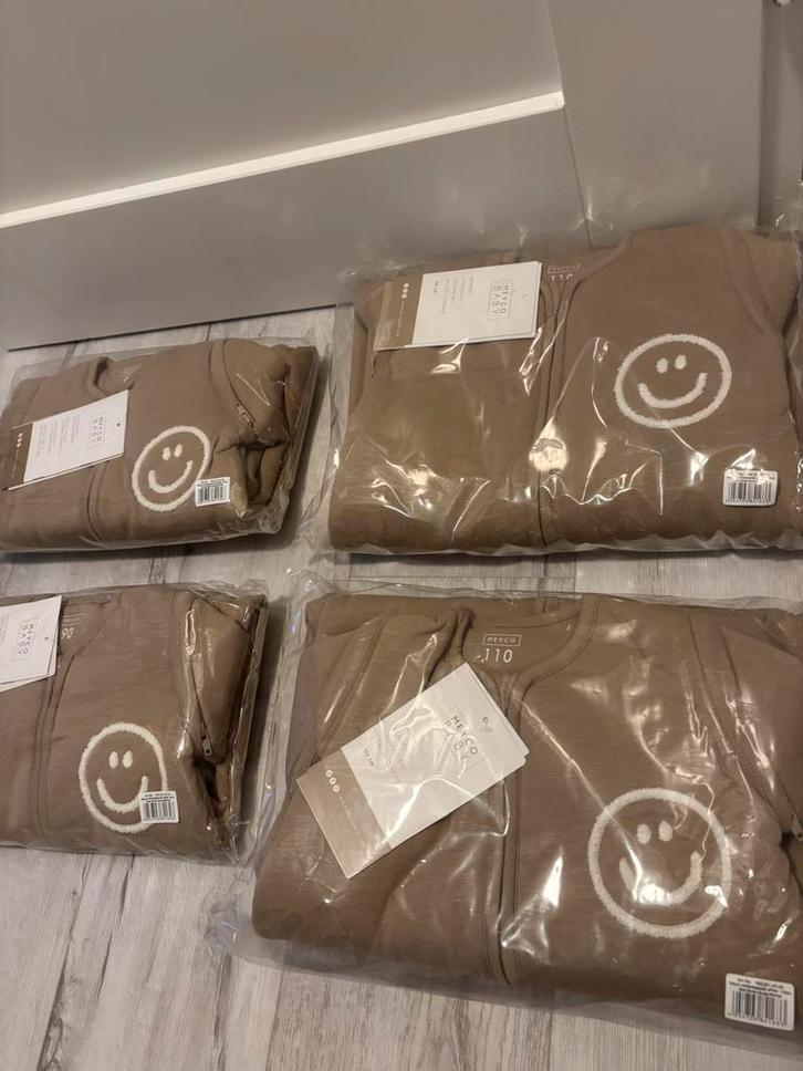 Nieuwe Meyco slaapzakken Winter Slub Smile Taupe TOG 2,5, Kinderen en Baby's, Dekens, Slaapzakjes en Inbakerproducten, Nieuw, Slaapzak