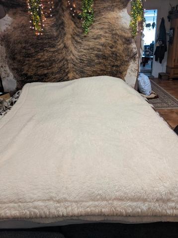 nieuwe hele mooie warme Merino schapen wollen deken 160x210 beschikbaar voor biedingen