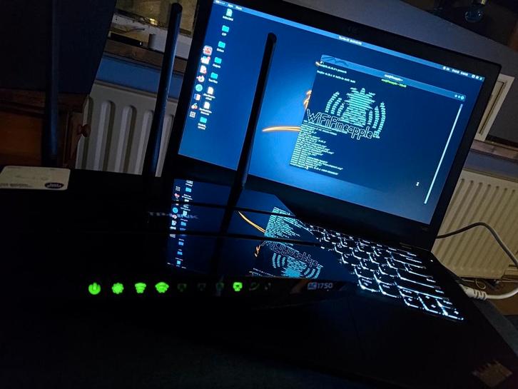 Homemade WiFi Pineapple  TP-Link Archer C7 AC1750, Computers en Software, Routers en Modems, Zo goed als nieuw, Verzenden