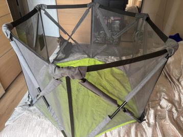 Portable Playpen beschikbaar voor biedingen