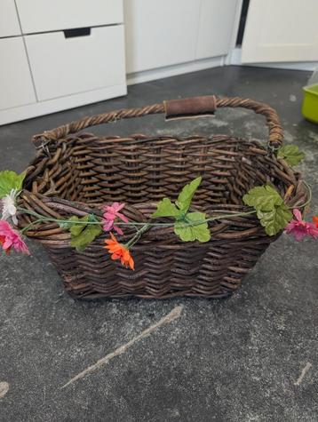 Fietsmand  beschikbaar voor biedingen