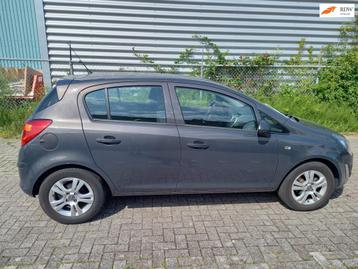 Opel Corsa automaat 1.2-16V Cosmo beschikbaar voor biedingen