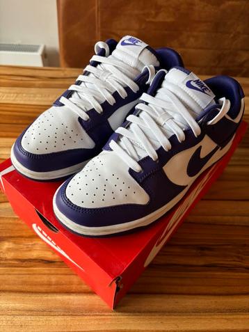 Nike Dunk Low Retro white/court purple maat 42/8,5 beschikbaar voor biedingen