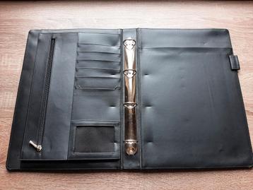 Zwarte documentenmap/ organizer beschikbaar voor biedingen