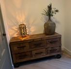 Robuust dressoir van hout op wielen, Huis en Inrichting, Kasten | Dressoirs, Ophalen, Zo goed als nieuw, 25 tot 50 cm