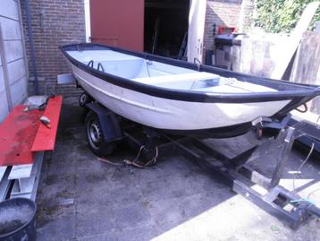 Te koop: Origine schippersvlet plus boottrailer beschikbaar voor biedingen