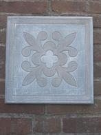 Franse lelie wanddecoratie betonnen beeld tuinbeeld beton, Tuin en Terras, Tuinwanddecoratie, Ophalen of Verzenden