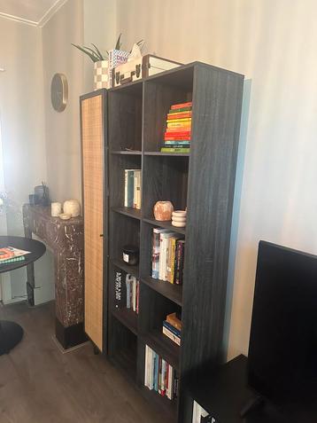 Boekenkast donkergrijs