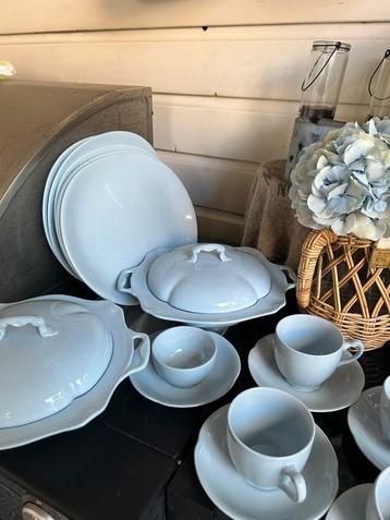 Greydawn/blue Cloud Johnson bros servies antiek pastel blauw beschikbaar voor biedingen