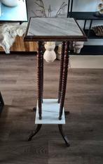 Piedestal mahoniehout marmer pilaar, Huis en Inrichting, Ophalen, Zo goed als nieuw