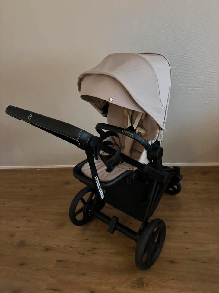 Cybex e-priam 4 cozy beige, Kinderen en Baby's, Kinderwagens en Combinaties, Zo goed als nieuw, Overige merken, Ophalen