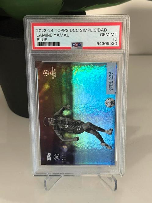 Lamine Yamal Rookie Blue /99 – PSA 10 – Pop 1 – UCC Simpli, Verzamelen, Sportartikelen en Voetbal, Zo goed als nieuw, Buitenlandse clubs