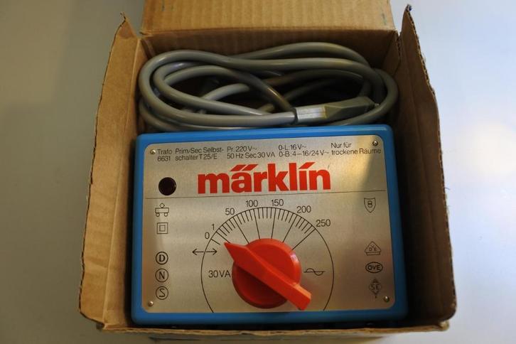 Märklin Trafo 6631, 16/24Volt, 30VA, Hobby en Vrije tijd, Modeltreinen | H0, Zo goed als nieuw, Transformator of Voeding, Wisselstroom