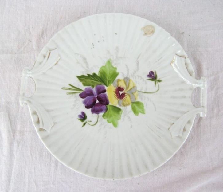 Porseleinen serveerschaal - viooltjes - Karlsbad Austria, Antiek en Kunst, Curiosa en Brocante, Ophalen