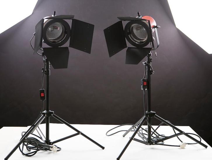 Red Heads Set 2 stuks incl. statieven in koffer.  NIEUW!, Audio, Tv en Foto, Fotografie | Fotostudio en Toebehoren, Nieuw, Lamp of Flitsset