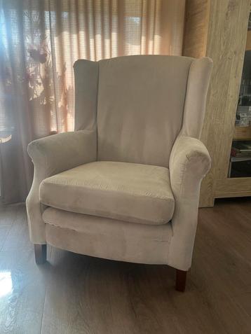 Gratis Fauteuil - Comfortabel en Stijlvol beschikbaar voor biedingen