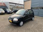 Hyundai Atos 1.1i Active Young, Voorwielaandrijving, Stof, 4 cilinders, Zwart