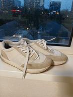 Witte Lacoste schoenen., Kleding | Heren, Schoenen, Ophalen of Verzenden, Wit, Lacoste