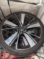 Set 18 inch VW Golf 8 GTE/GTI/GTD – Bakersfield – 5H0601025J, Auto diversen, Wieldoppen, Ophalen of Verzenden