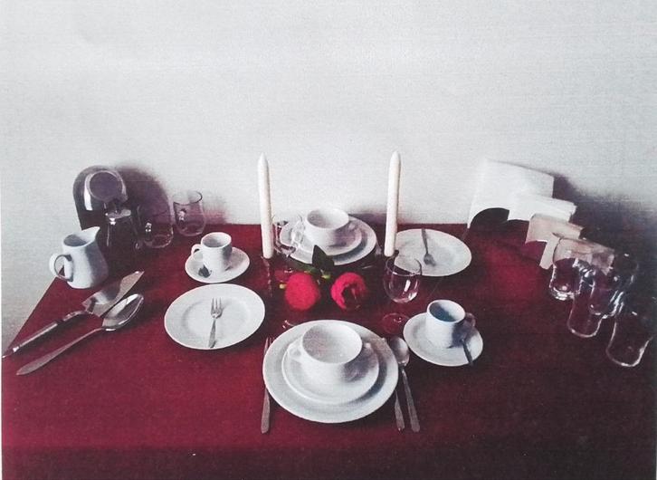 Hotel porselein servies, glazen, bier, bestek, soep, enz, Huis en Inrichting, Keuken | Servies, Overige stijlen, Ophalen