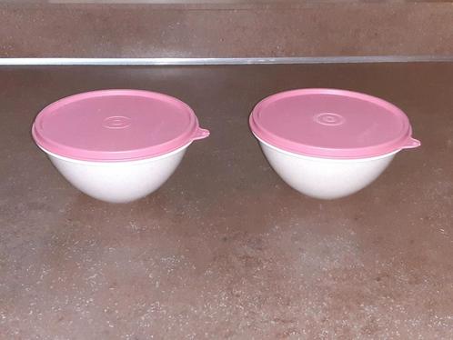 Tupperware voorraad wonder kom roze 2 stuks, Huis en Inrichting, Keuken | Tupperware, Gebruikt, Ophalen of Verzenden