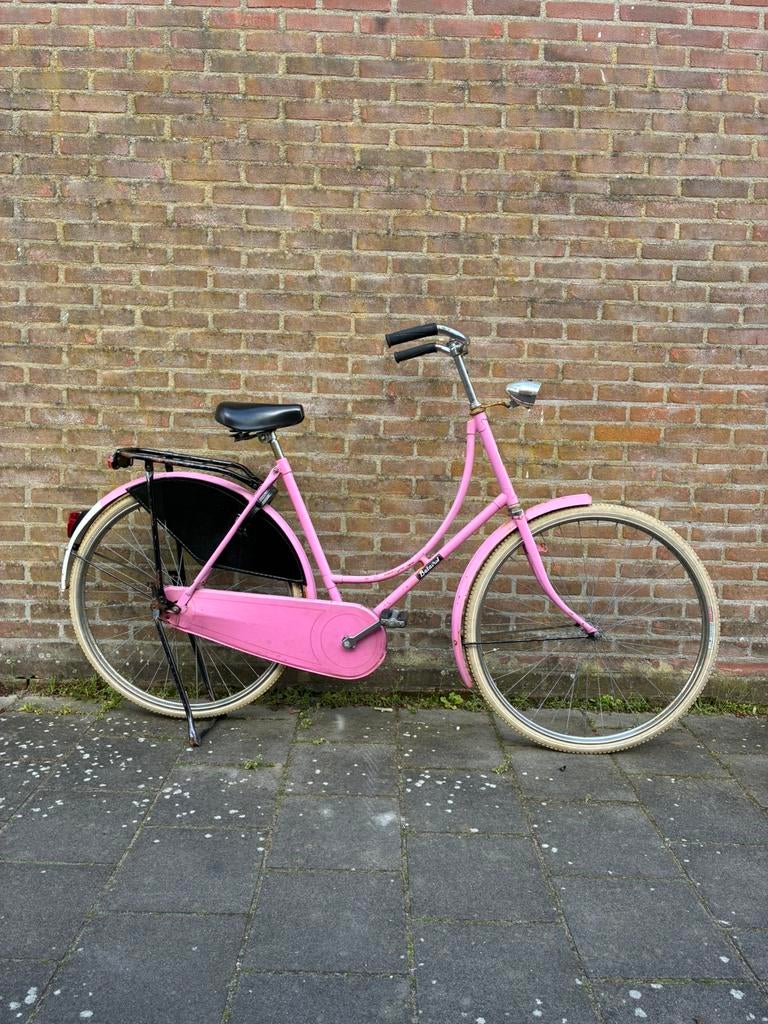Batavus roze omafiets (stadsfiets) 28 inch, Fietsen en Brommers, Fietsen | Dames | Omafietsen, Ophalen, Gebruikt, Versnellingen