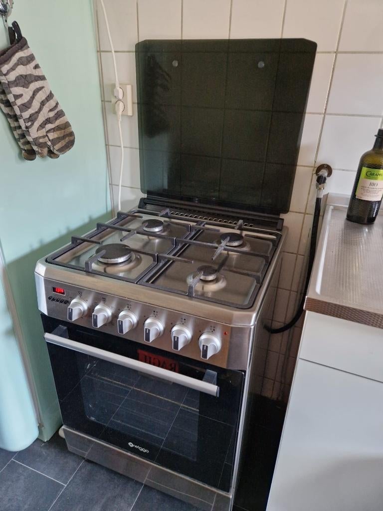 Wiggo gasfornuis met goede oven - energielabel A, Witgoed en Apparatuur, Fornuizen, Ophalen, Gebruikt, 4 kookzones, Energieklasse A of zuiniger