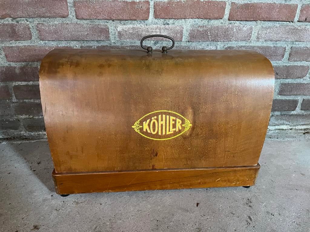 Vintage Köhler naaimachine in opbergkist, Antiek en Kunst, Ophalen