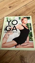 Yoga 15 minuten per dag ulrica norberg, Ophalen of Verzenden, Zo goed als nieuw