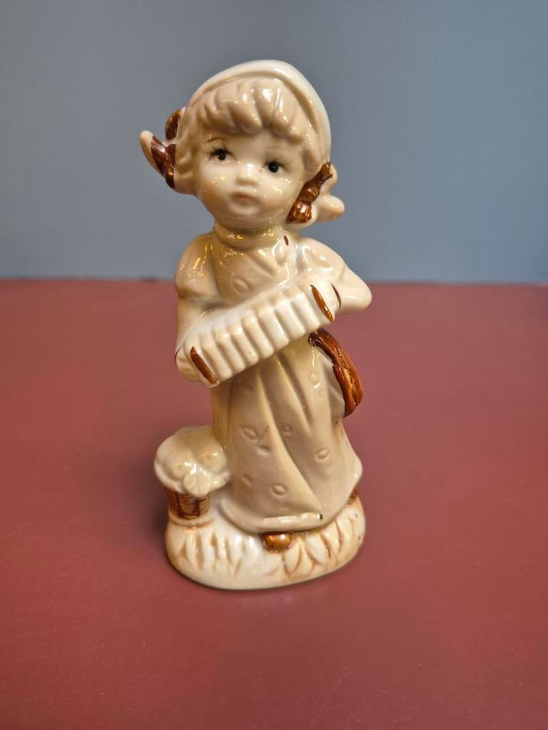 Meisje met accordeon, Verzamelen, Beelden en Beeldjes, Ophalen of Verzenden, Zo goed als nieuw, Mens