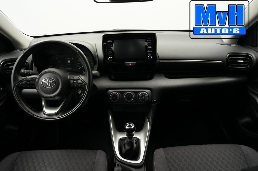Toyota Yaris 1.5 VVT-i Active|CAMERA|ADAP.CRUISE|CARPLAY|NAP, Voorwielaandrijving, Euro 6, Met garantie (alle), Bedrijf