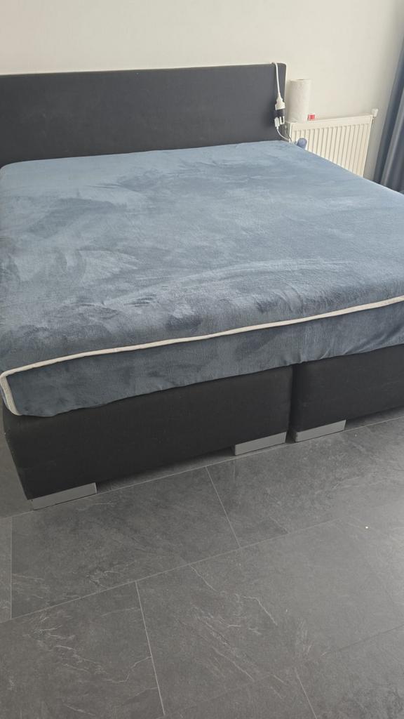 Bed van 160x200 met matras, Ophalen of Verzenden