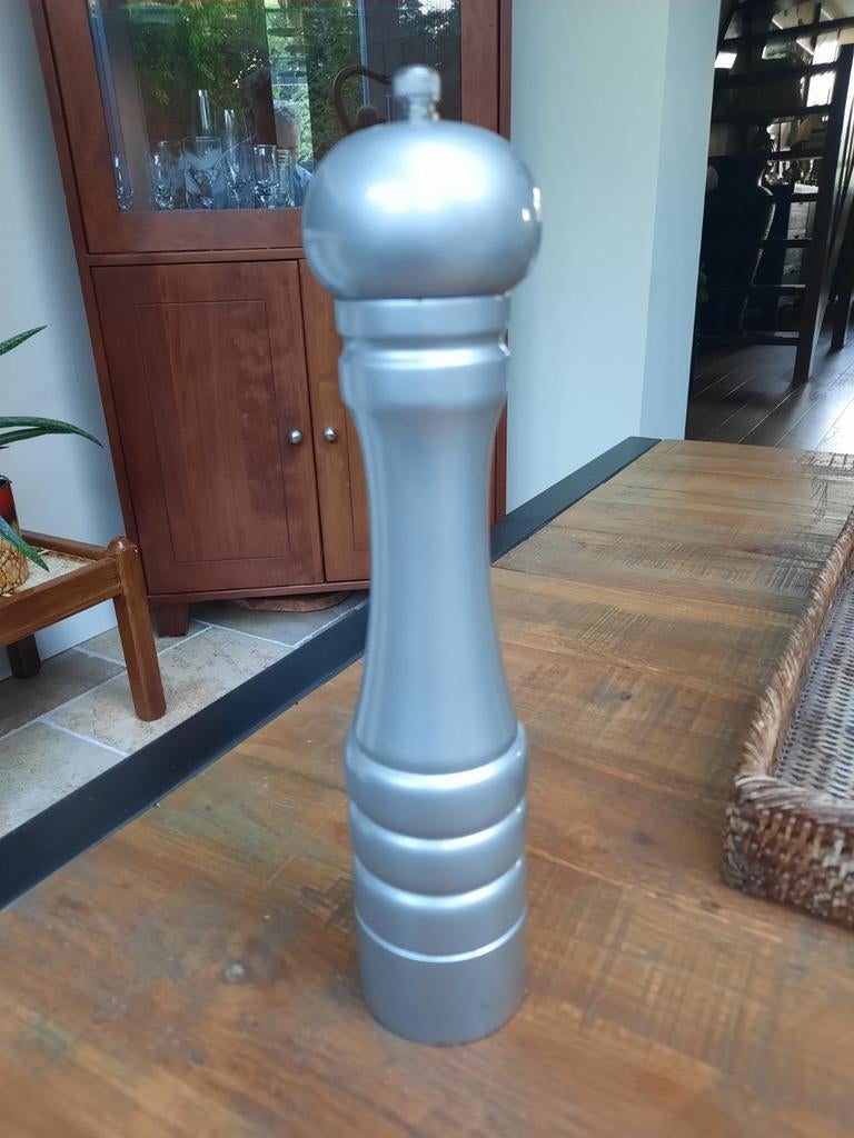 Hoge houten pepermolen zilver, Antiek en Kunst, Ophalen of Verzenden