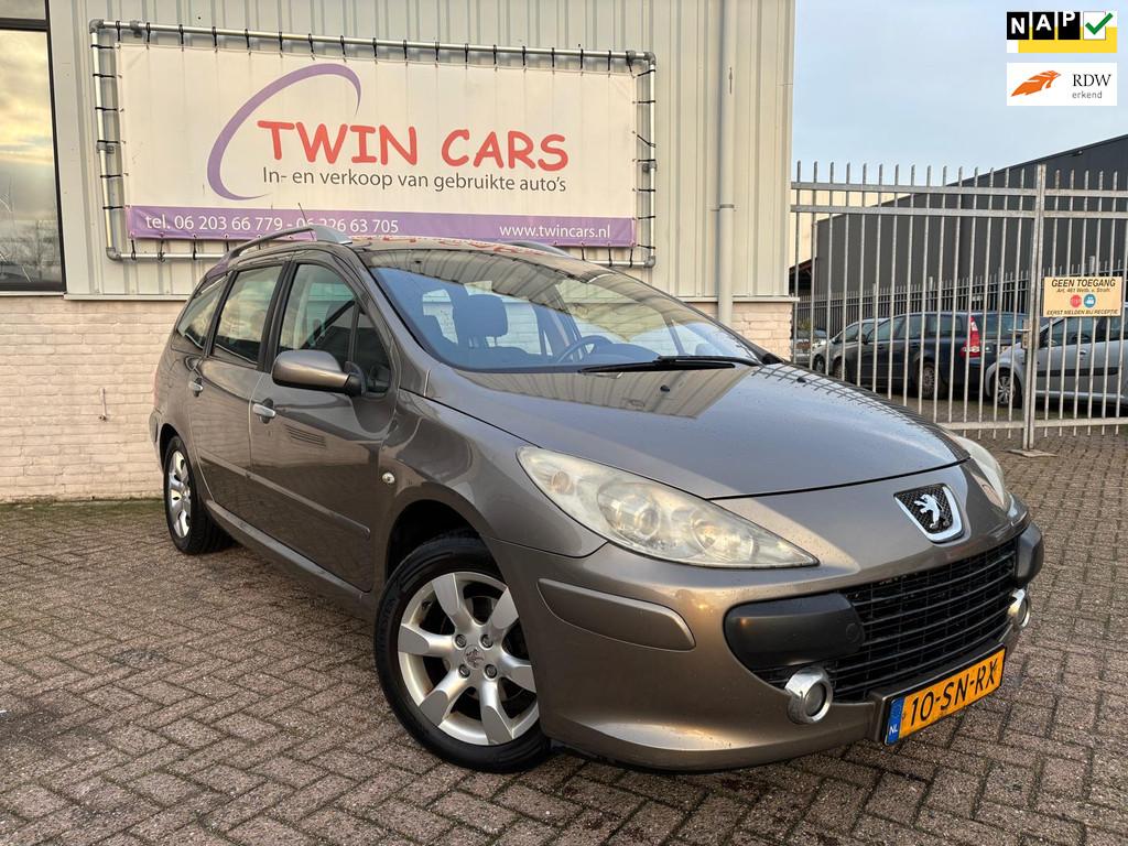Peugeot 307 SW 2.0-16V Pack Airco, Auto's, 730 kg, Gebruikt, 4 cilinders, 7 stoelen