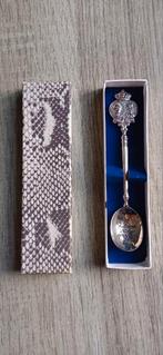 Juliana 50 jaar Bernhard zilveren lepeltje, Verzamelen, Koninklijk Huis en Royalty, Ophalen of Verzenden, Nederland, Speld(je) of Lepel(tje)