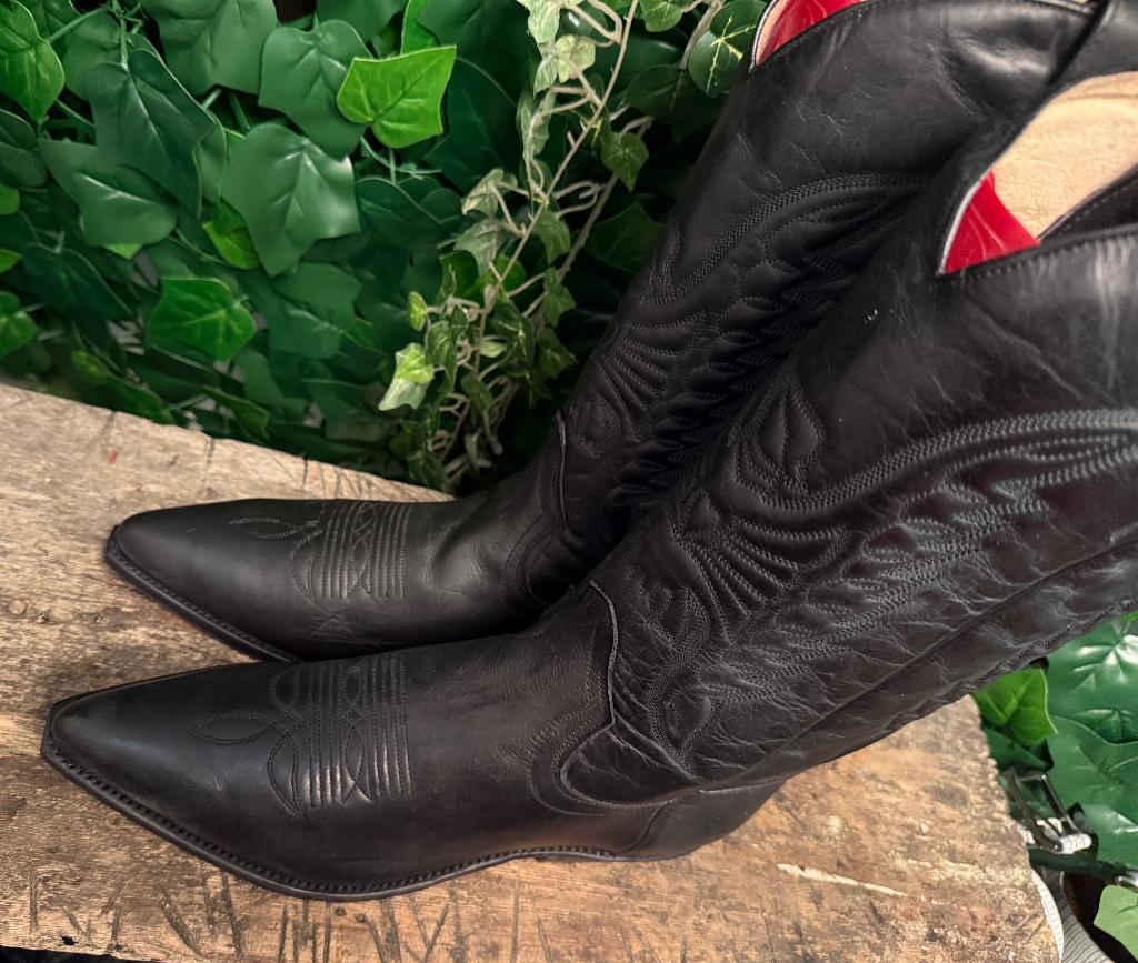 geweldig mooie vintage laarzen van Sendra maat 44, Kleding | Heren, Schoenen, Sendra, Zwart, Boots, Nieuw