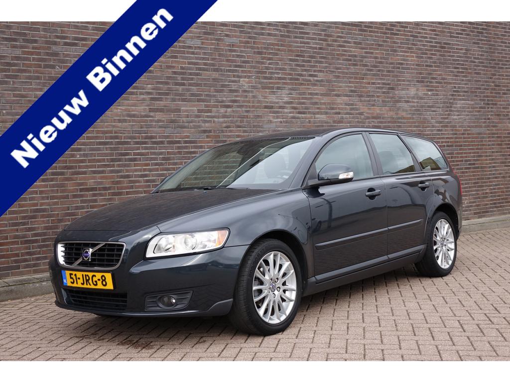 Volvo V50 1.8 Sport, trekhaak, airco, xenon, prachtige auto., Voorwielaandrijving, Gebruikt, 4 cilinders, 126 pk