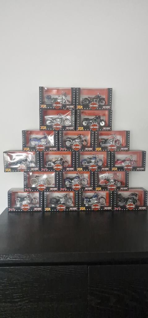 Maisto Harley Davidson motoren 1:18 collectie, Ophalen of Verzenden, Gebruikt, Motor, Maisto