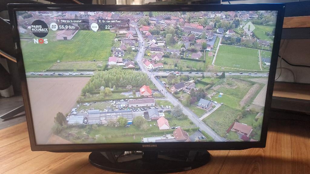 Samsung  UE32H5303AW  32 inch, Ophalen, Gebruikt, 50 Hz, LCD